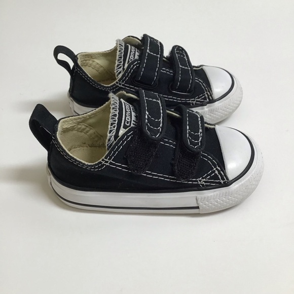 Converse All Star Chuck Taylor Toddler Boy Sneakers SZ 4 Black Low Top Hook Loop - Picture 13 of 16
